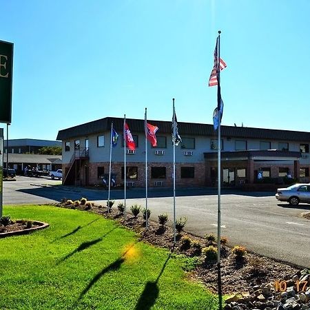 Lake Inn Westlake Corner Екстериор снимка